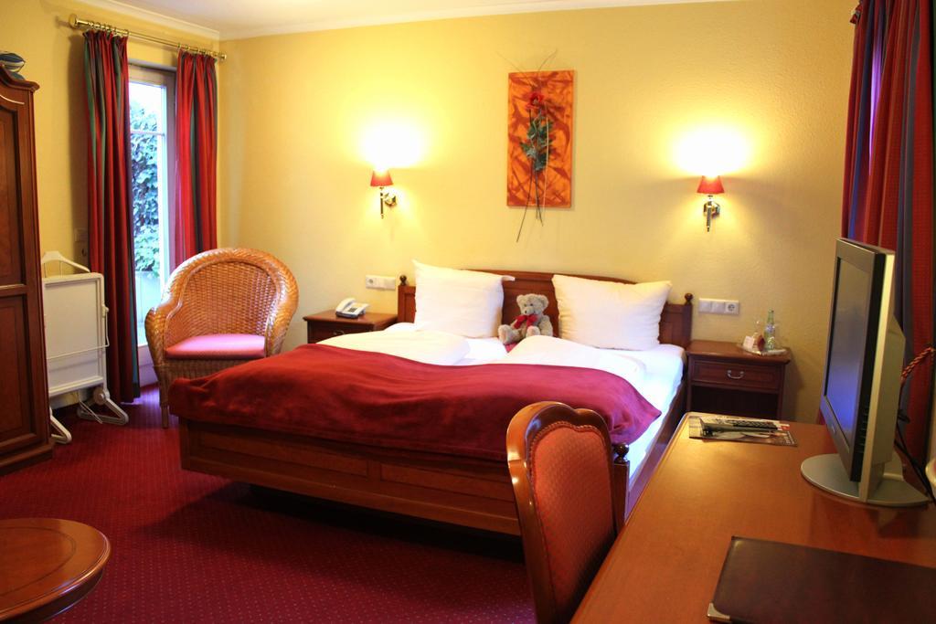 Hotel Garni Wiestor Uberlingen Cameră foto